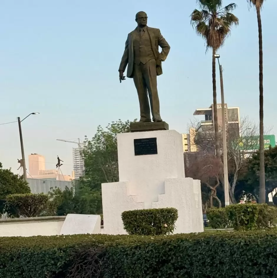 Rehabilita XXV Ayuntamiento de Tijuana monumentos y estaciones del SITT