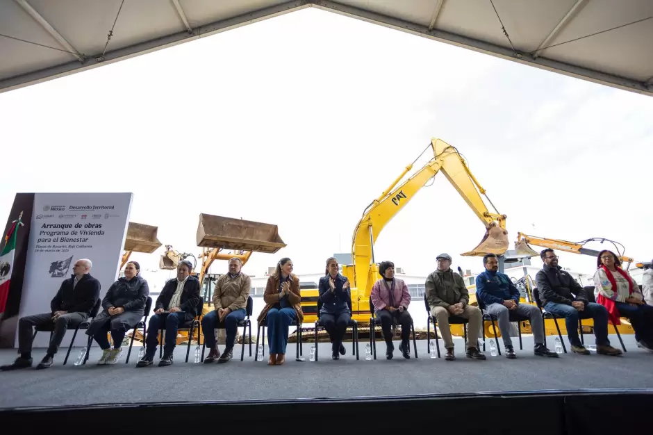 Garantizan hogares dignos para familias de baja california con acuerdo hist�rico de vivienda para el bienestar