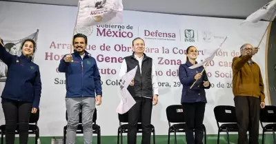 Banderazo de arranque a Hospital del IMSS en SLRC