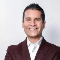 Mtro. Gonzalo Manrique �valos