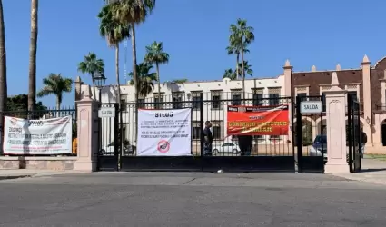 Steus cierra por horas acceso principal a la Unison