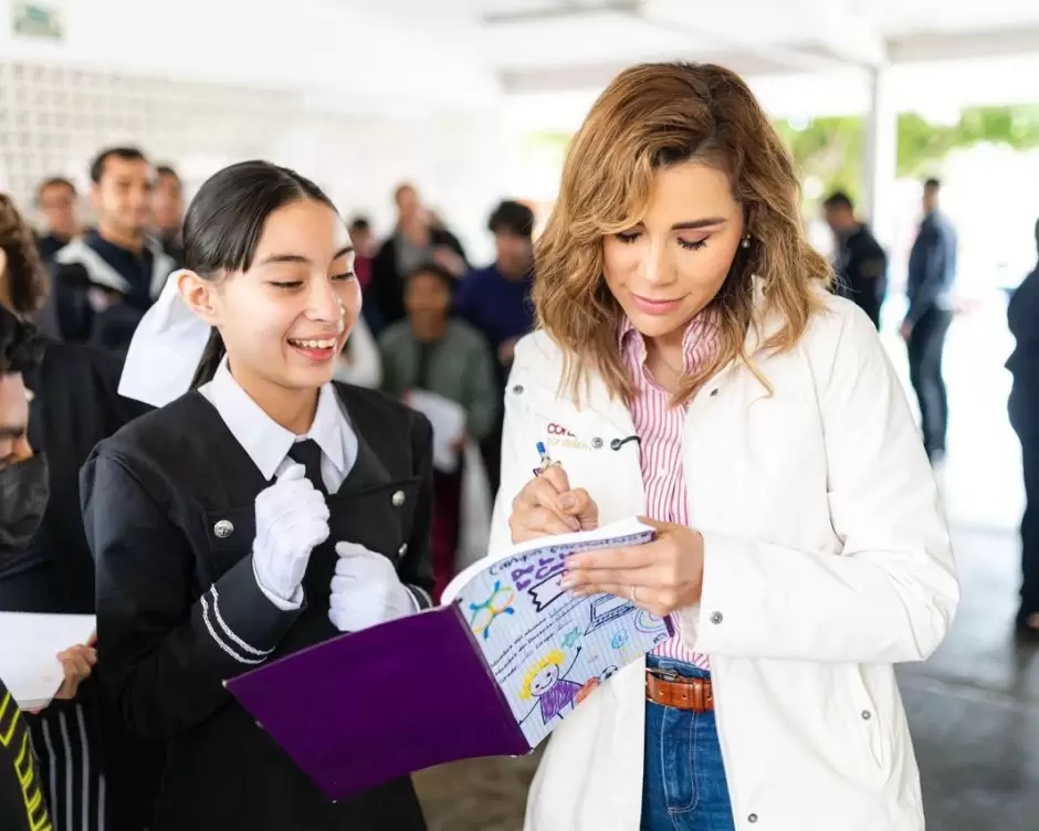 Impulsan educaci�n en Baja California