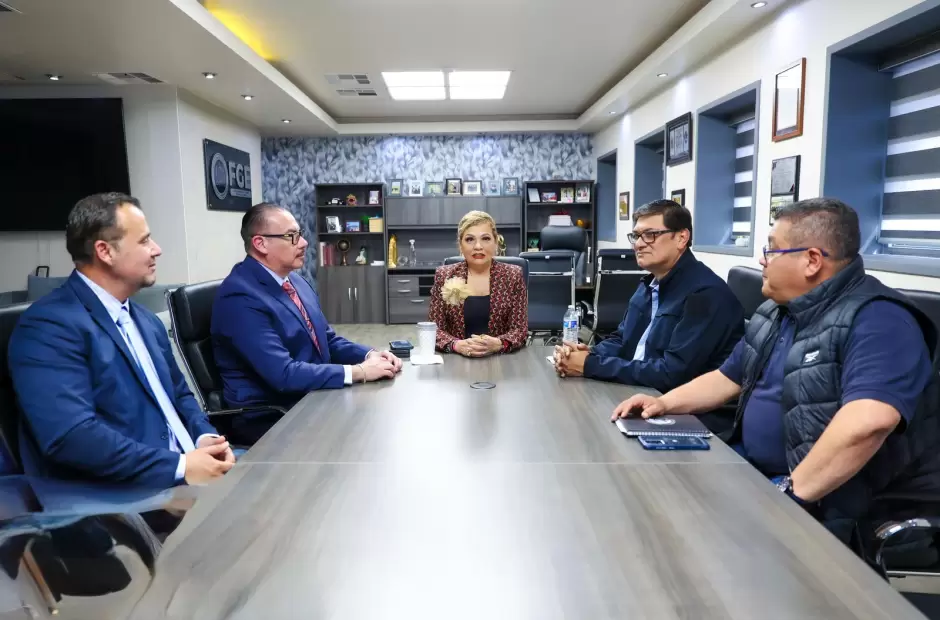 Se re�ne FGE con la Patrulla Fronteriza, Sector El Centro