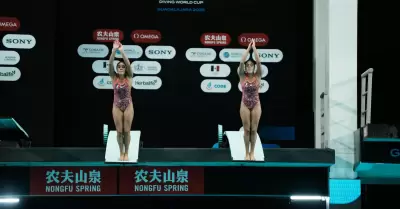 Mia y Lia Cueva