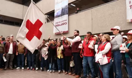 Da presidente municipal Ismael Burgue�o banderazo de arranque al Boteo Masivo Cr