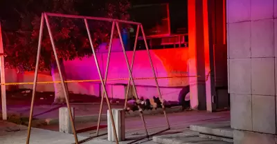 Localizan a persona sin vida en v�a p�blica