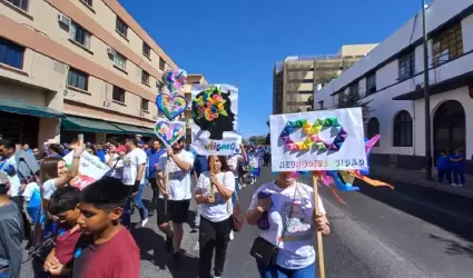Caminata por la Concienciaci�n por el Autismo