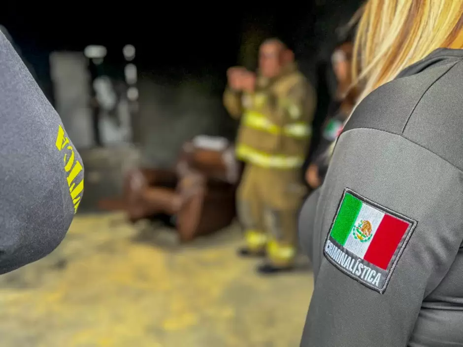 Preparan a estudiantes de criminal�stica para el an�lisis de incendios