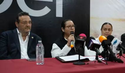 Presidenta Rocio Adame celebra la llegada de Uber a Playas de Rosarito