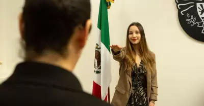 Toma de protesta a presidenta de Patronato DIF Rosarito