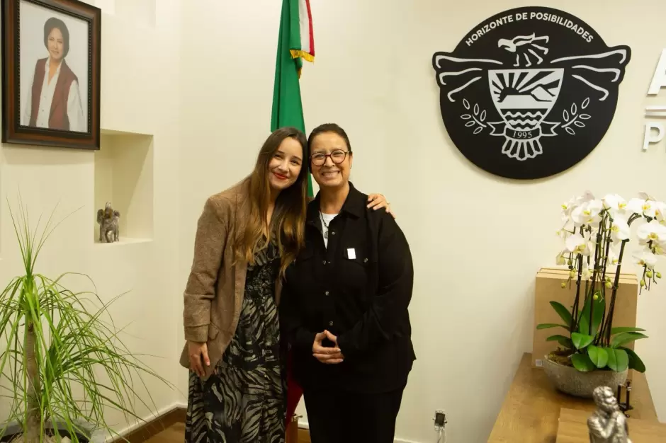 Toma de protesta a presidenta de Patronato DIF Rosarito