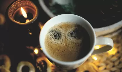 caf�,