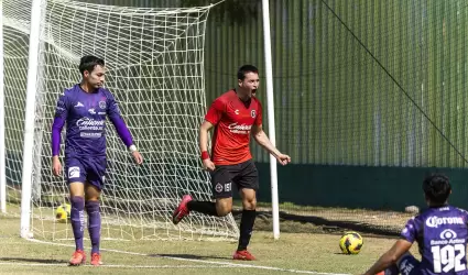 Cachorros Sub-23 triunfan en Mazatl�n