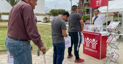 Feria de Atenci�n en San Quint�n