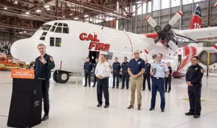 California incorpora segundo avi�n C-130 a la flota a�rea