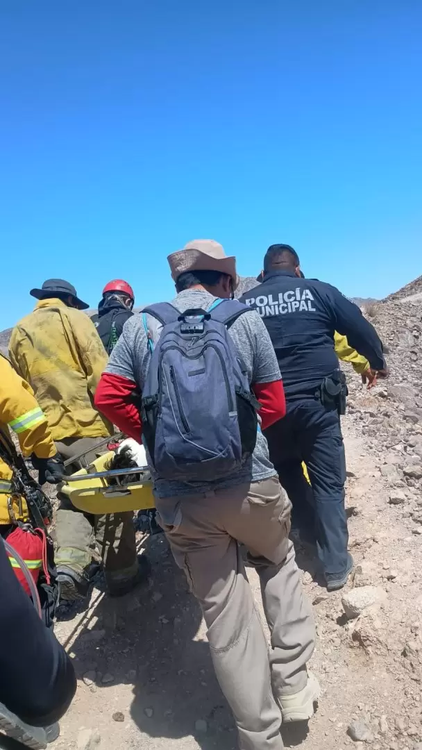 Rescate de menor lesionado en el cerro "Ciempi�s"