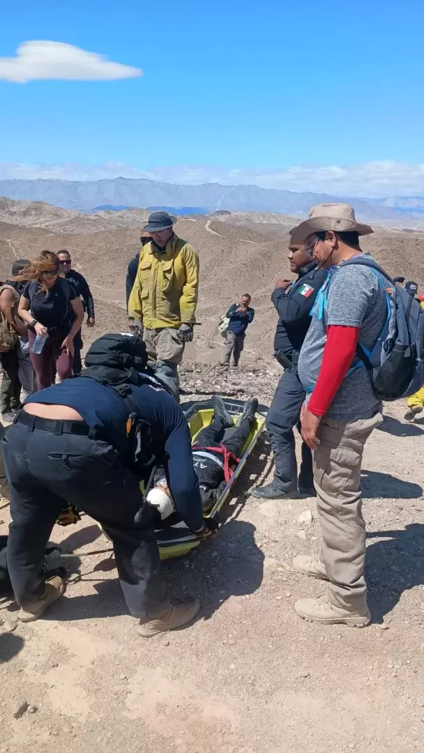 Rescate de menor lesionado en el cerro "Ciempi�s"