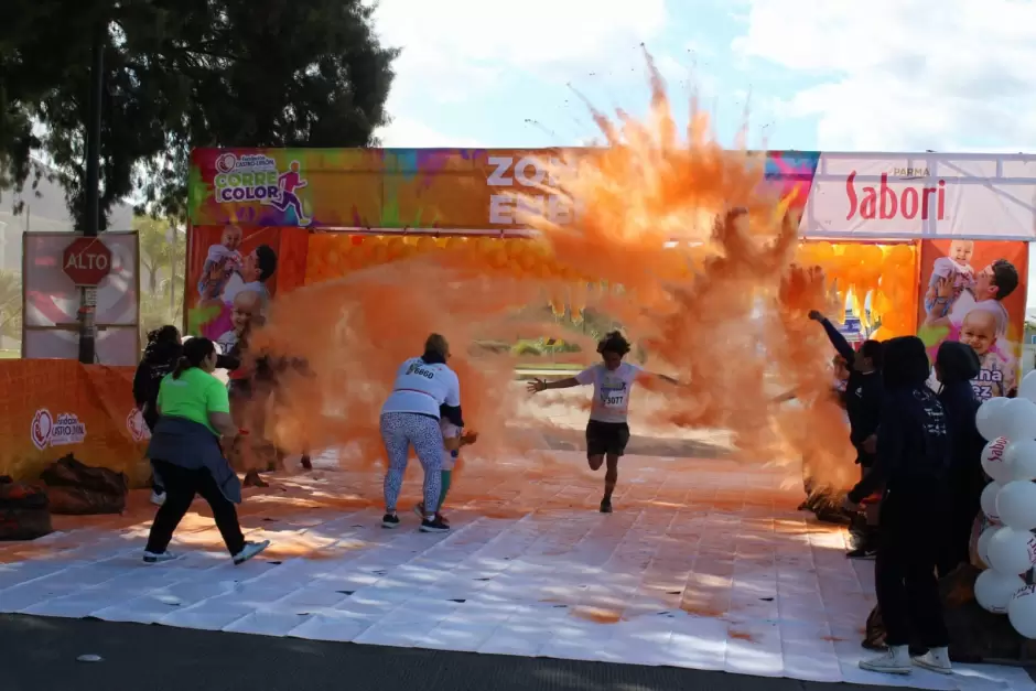 Corre con Color 2025