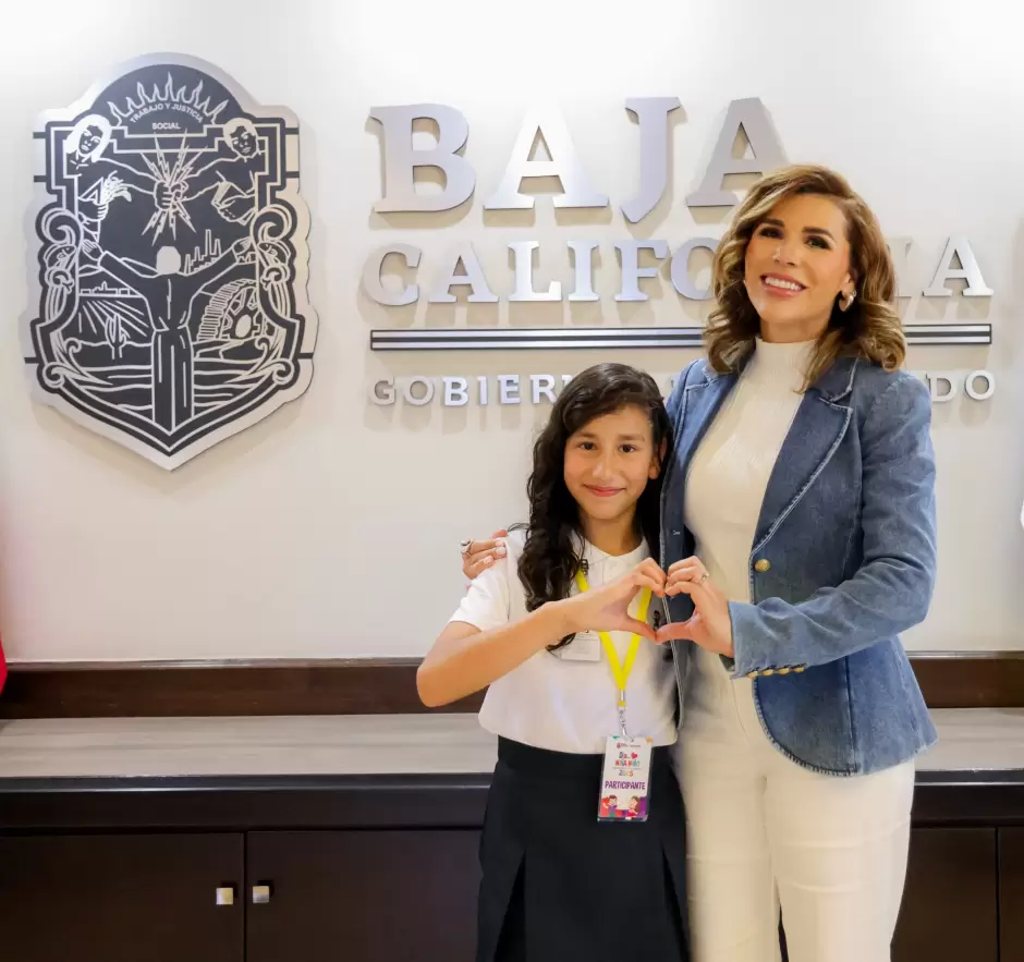 Asume ni�a Paulette Rueda Flores como gobernadora de Baja California por un d�a