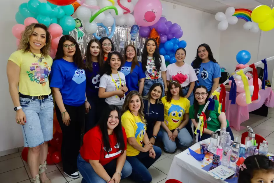 Itzel G�ngora Cruz rinde protesta como Directora del CEJUM por un d�a