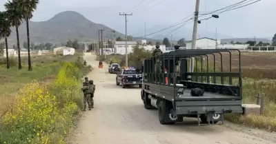 Hallaron el cuerpo de una mujer dentro de un veh�culo abandonado en la colonia V