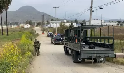 Hallaron el cuerpo de una mujer dentro de un veh�culo abandonado en la colonia V