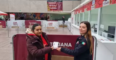 Revalidaci�n de permisos a comercio ambulante y sobre ruedas
