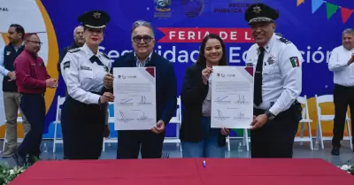 Feria de Seguridad y Educaci�n en Ensenada