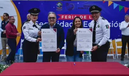 Feria de Seguridad y Educaci�n en Ensenada