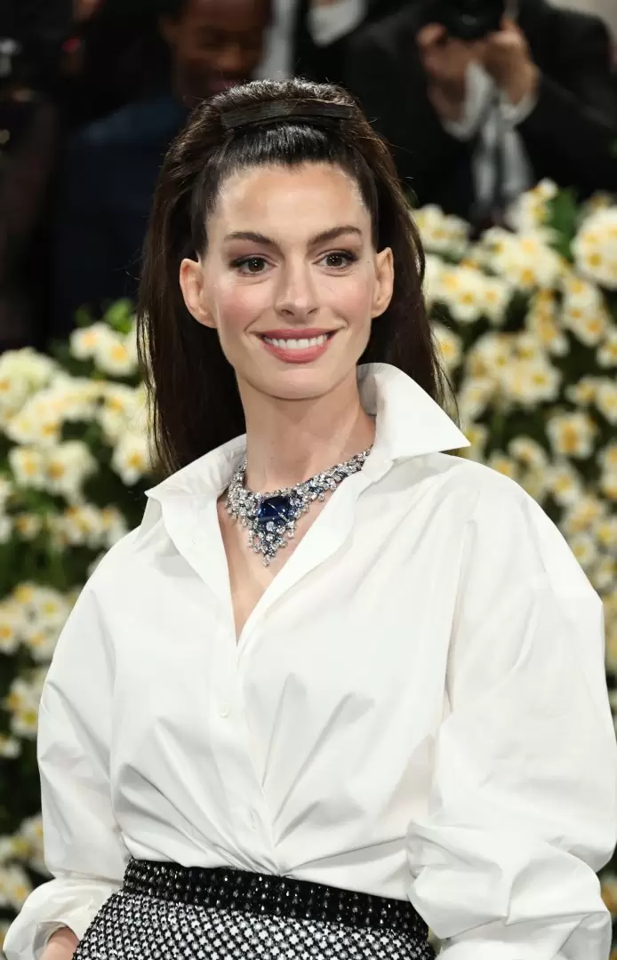 Anne Hathaway