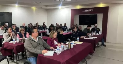 Capacita Direcci�n de Justicia C�vica a delegados y polic�as municipales