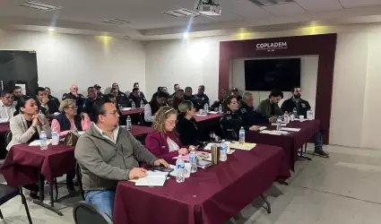 Capacita Direcci�n de Justicia C�vica a delegados y polic�as municipales