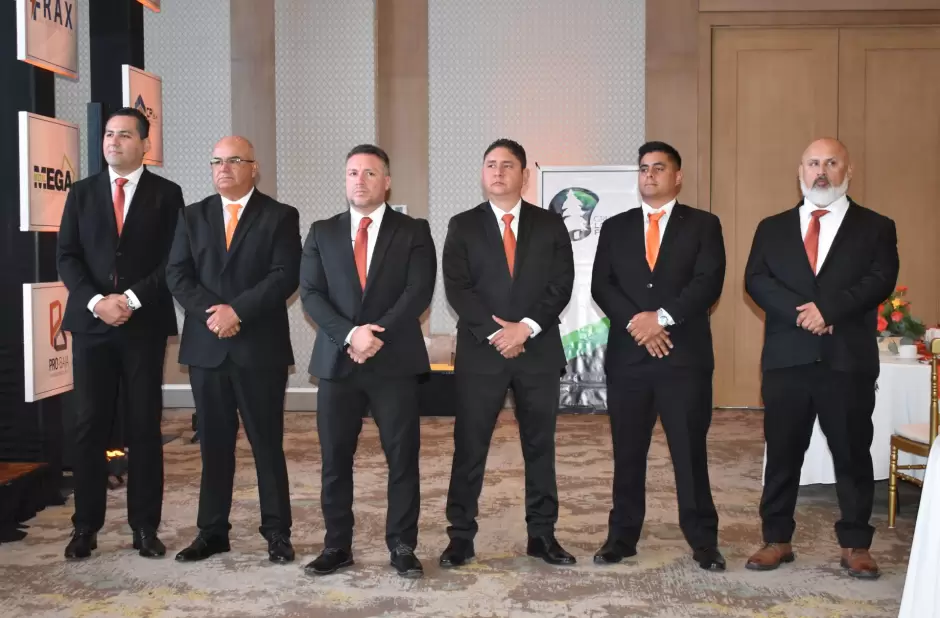 Asume Jos� Plascencia el liderazgo en Comice