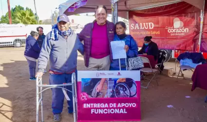 Entregan 6 mil apoyos funcionales de salud para las personas m�s necesitadas