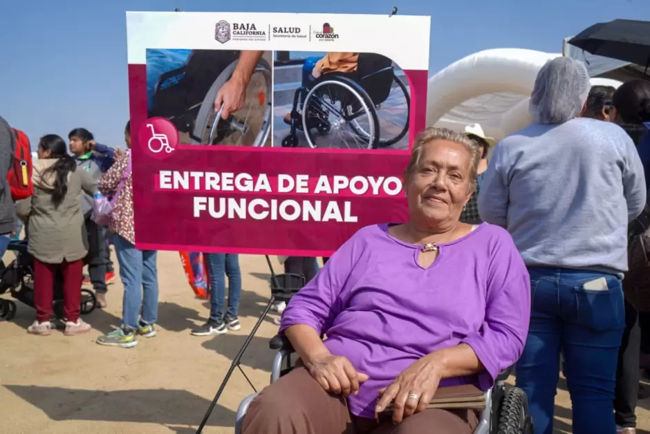 Entregan 6 mil apoyos funcionales de salud para las personas m�s necesitadas