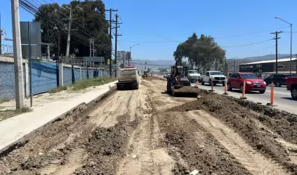 Rehabilitaci�n Carretera Ensenada-Tecate