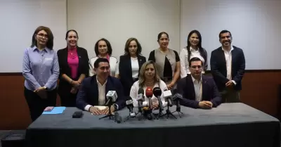Sectores del �mbito pol�tico, empresarial y jur�dico
