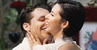 Christian Nodal y �ngela Aguilar
