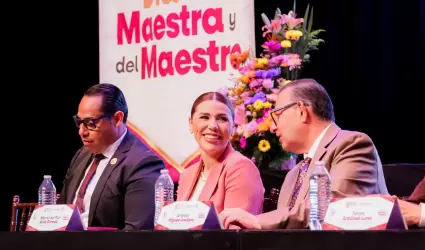 Conmemoraci�n del D�a de la Maestra y el Maestro