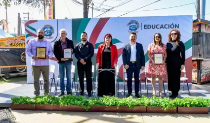 D�a del Maestro y la Maestra