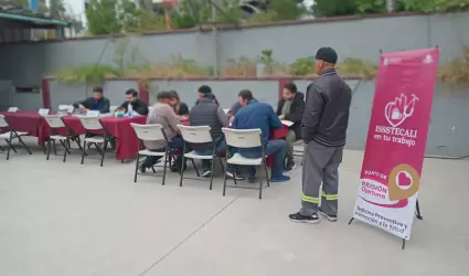 Jornada de salud para su personal con enfoque en prevenci�n y autocuidado