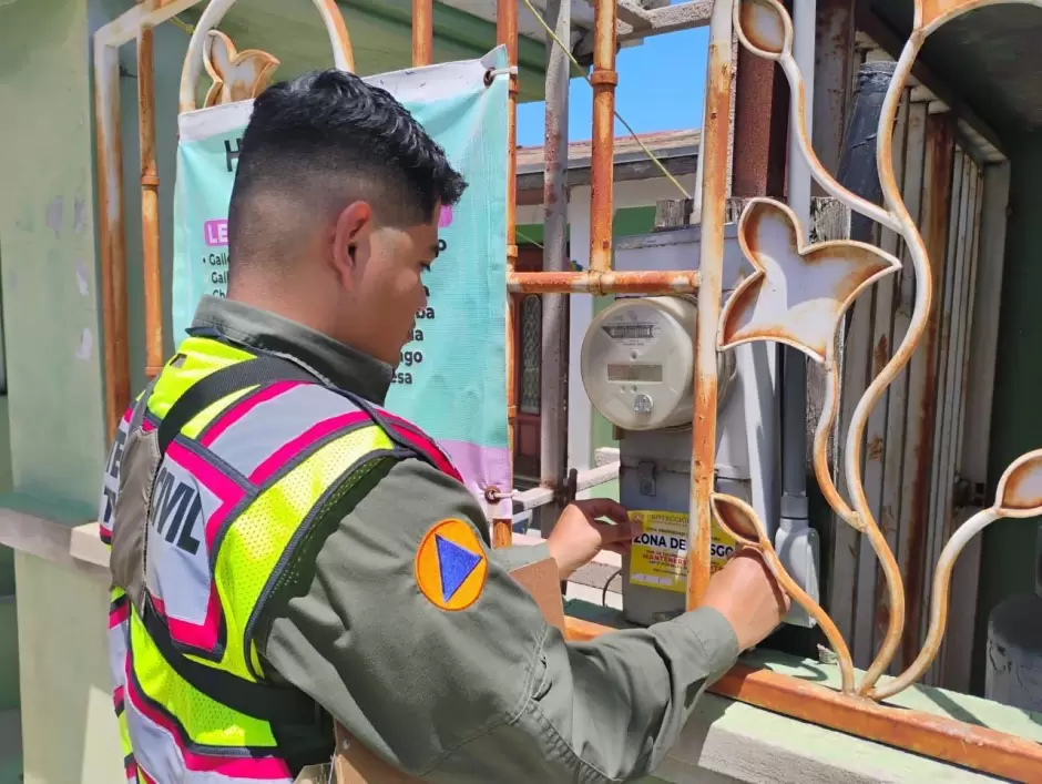 Notifican a 19 viviendas de la colonia S�nchez Taboada por inestabilidad de talud