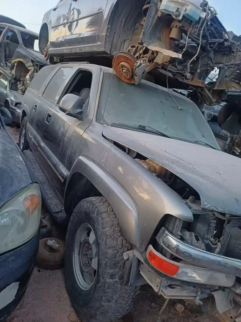Operativos en yonkes para combatir el robo de veh�culos