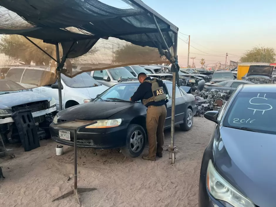 Operativos en yonkes para combatir el robo de veh�culos