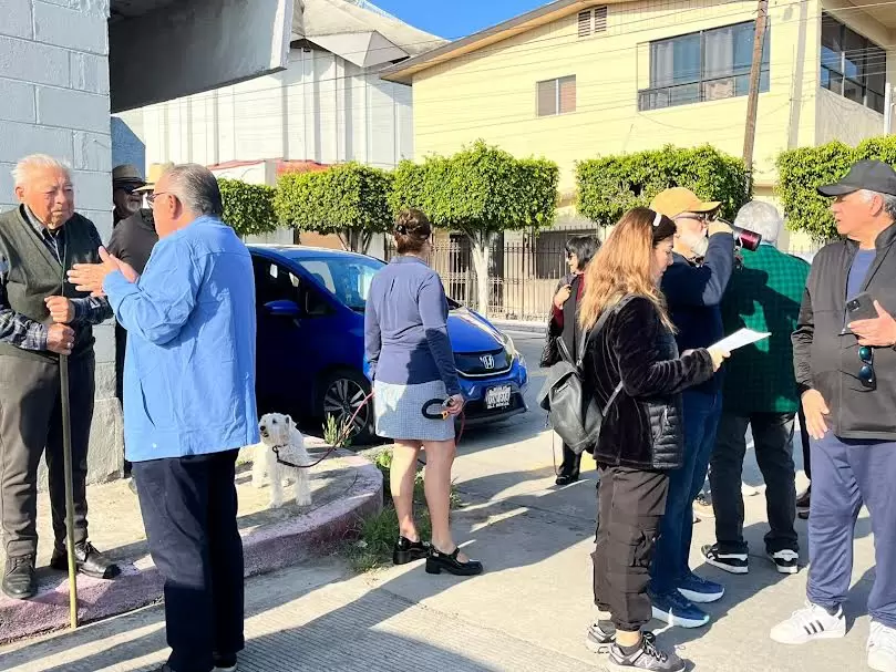 Vecinos de la colonia Ju�rez denuncian movimientos de tierra irregulares en ladera inestable