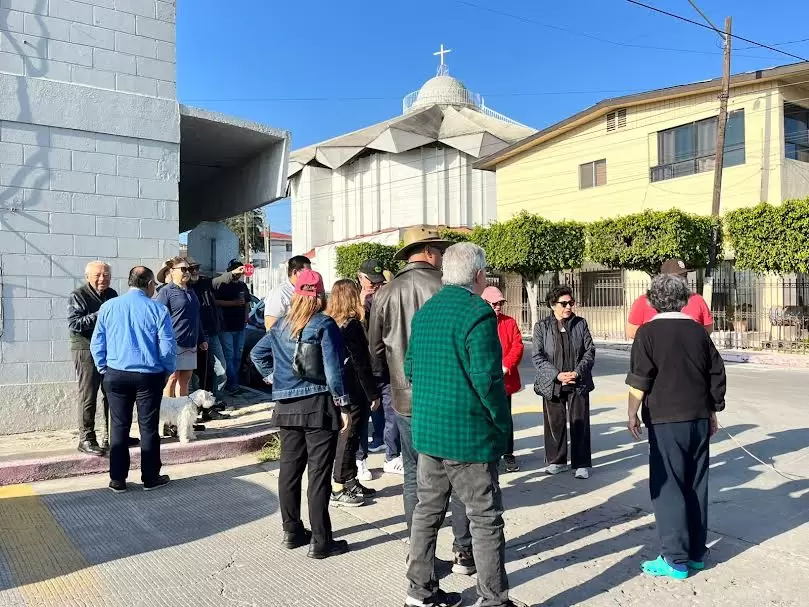 Vecinos de la colonia Ju�rez denuncian movimientos de tierra irregulares en ladera inestable