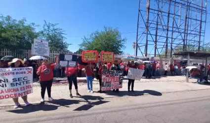 Manifestaci�n de maestros federalizados en Hermosillo