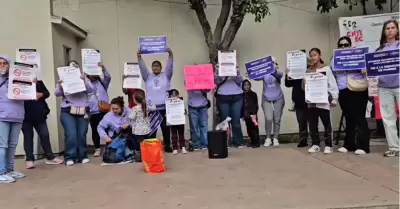 Se manifiestan para exigir se mantenga el apoyo del PIMMEE en BC�