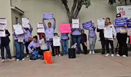 Se manifiestan para exigir se mantenga el apoyo del PIMMEE en BC�