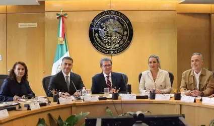 Reuni�n de Omar Garc�a Harfuch con la Jucopo